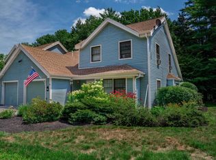 16 Meadow Ln #16, Freeport, ME 04032