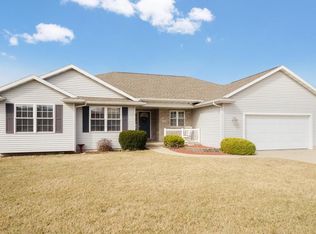 125 B St NE, Walford, IA