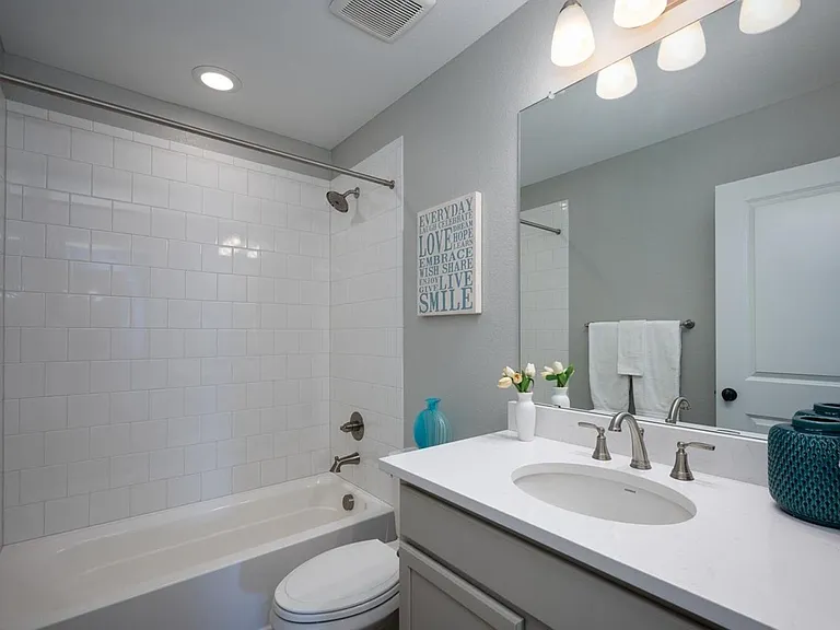4633 S Nepal Way — Photo 18