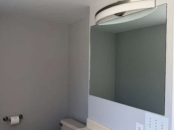 Another view of the downstairs full bathroom.
