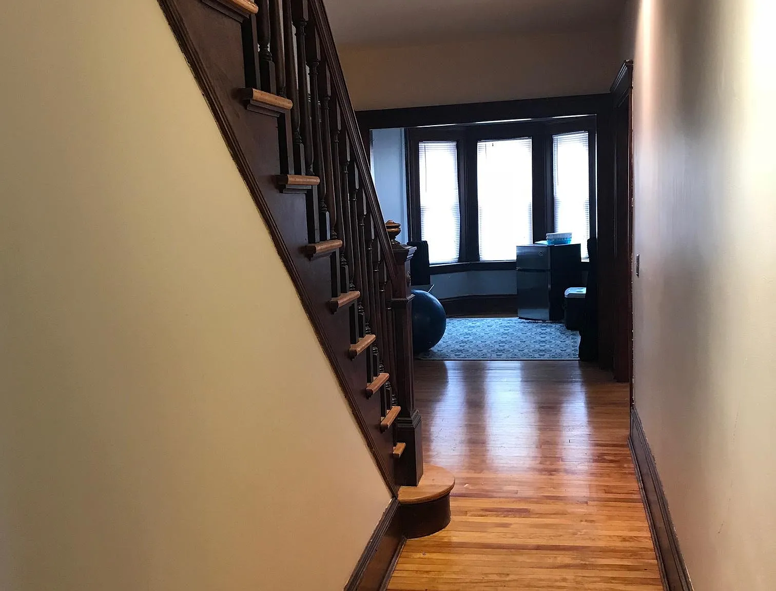 3 bed, 1.5 bath, 2260 sqft, $2,800 — Photo 4