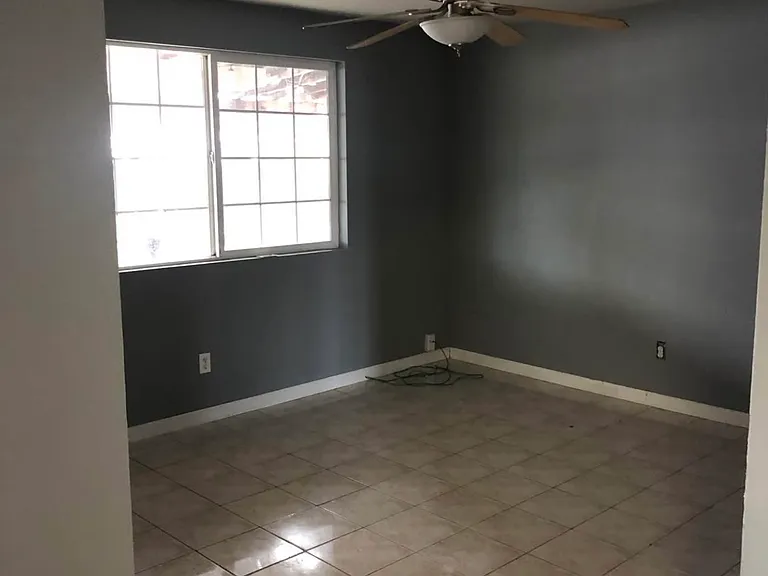 421 Cordelia St — Photo 3