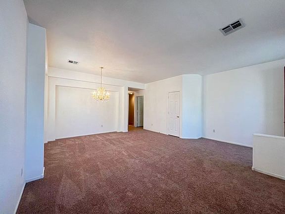 4th image of 2559 Williamsburg St