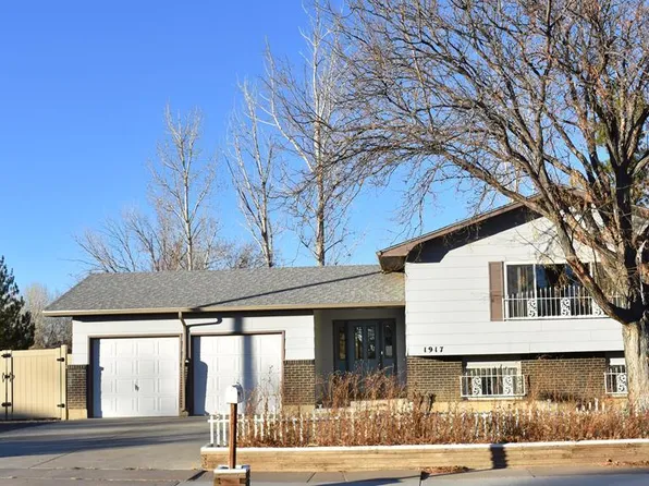 1917 Pioneer Rd, Pueblo, CO 81008