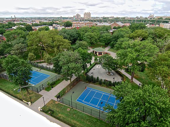 2nd image of 205 10th St APT 4K