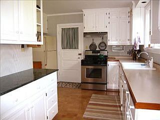 5th image of 1436 Thornwood Dr