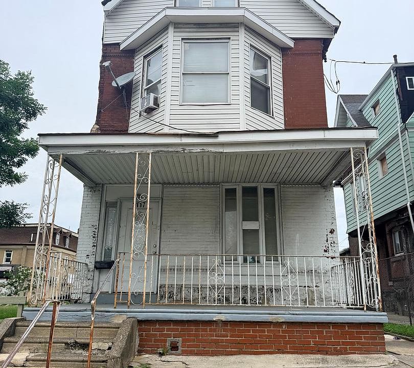 1st image of 2117 W Hunting Park Ave