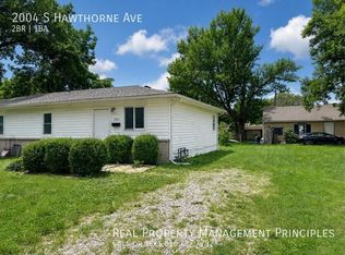2004 S Hawthorne Ave, Independence, MO 64052