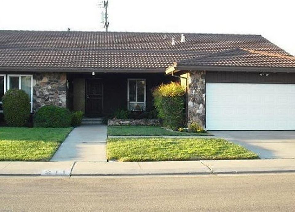 1st image of 211 Claremont Ct