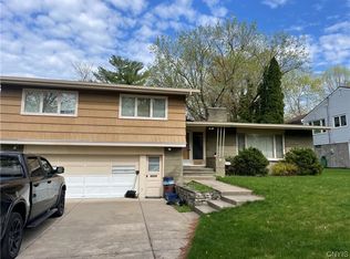 209 Brookford Rd, Syracuse, NY 13224