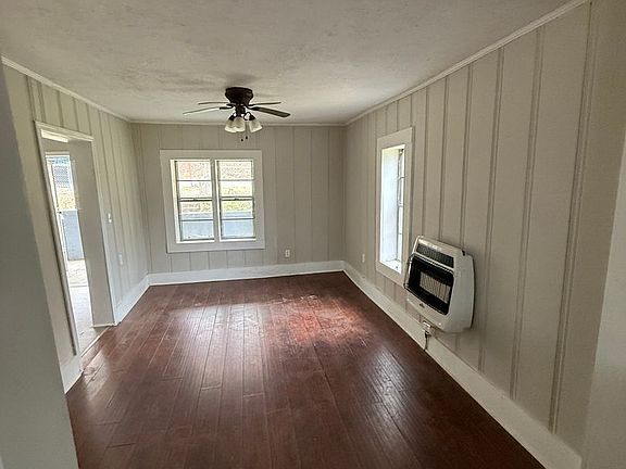 3rd image of 214 Keeling Rd