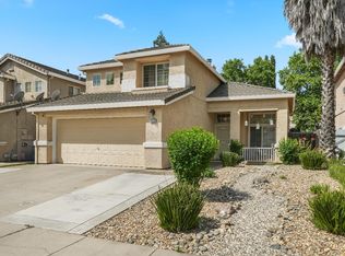 9502 Village Tree Dr, Elk Grove, CA 95758