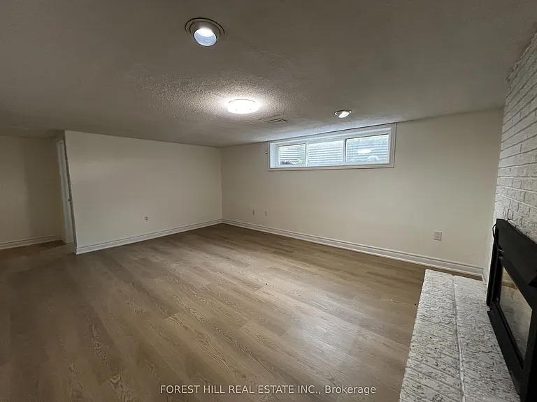 420 Grove St E #LOWER — Photo 6