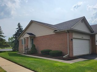 11374 Celtic Mnr, Warren, MI 48089