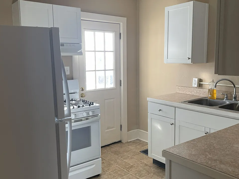 6 Union St #2