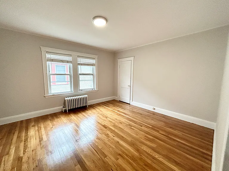 120 Hillside St #2D — Photo 9