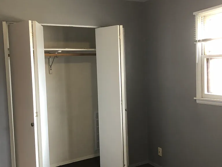 728 Saint Charles St #3 — Photo 6