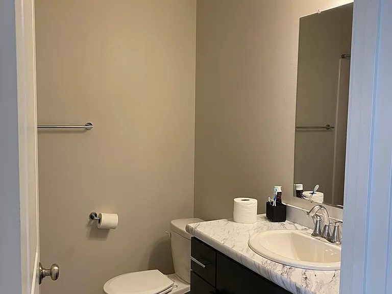839 Thames Ct — Photo 9