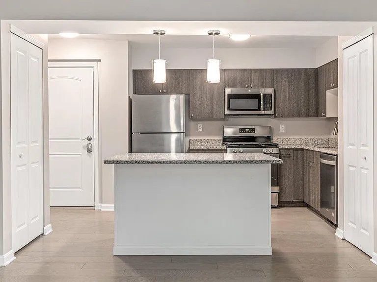 115 Woodland Ave — Photo 3