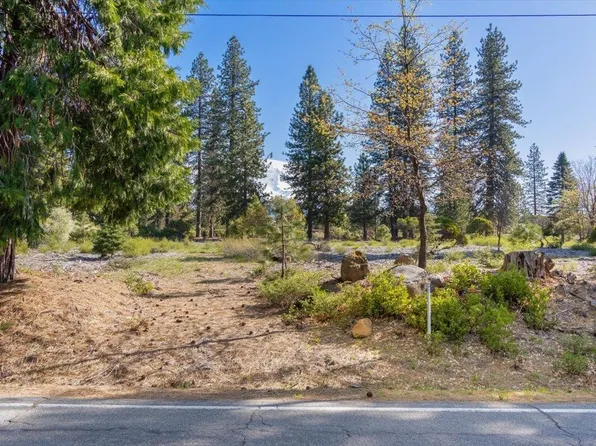 S Old Stage Rd, Mount Shasta, CA 96067