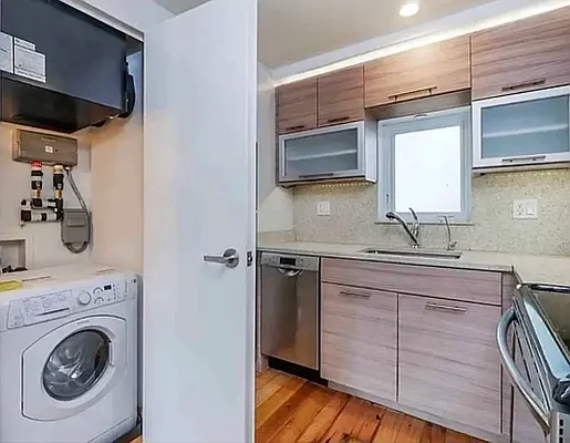 Kitchen, photo 2