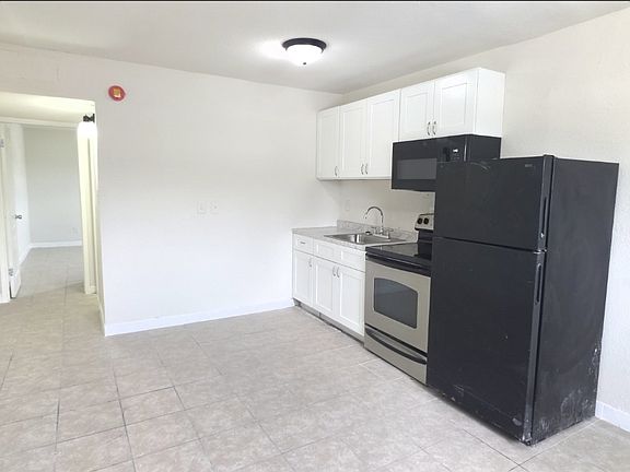 3rd image of 9648 N 12th Ave APT 204