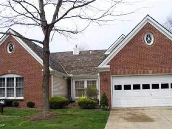 846 Brick Mill Run APT B1, Westlake, OH 44145