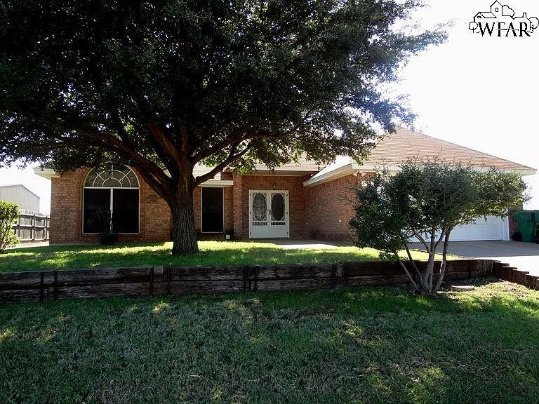 1st image of 123 E Valley Dr