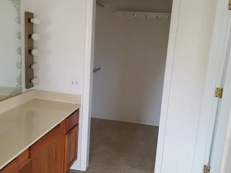 W Bonanza Dr — Photo 12
