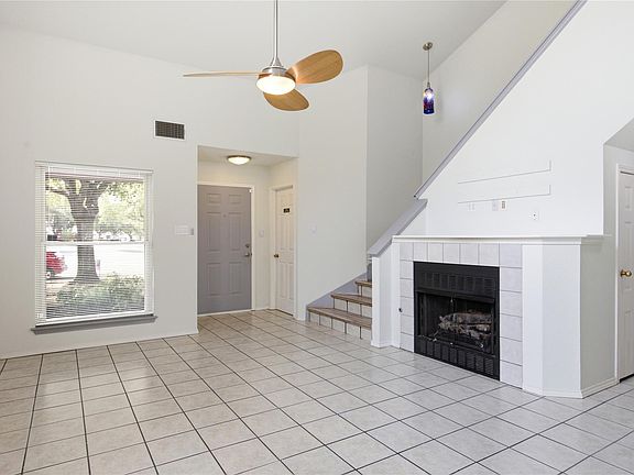 5th image of 9125 Vigen Cir