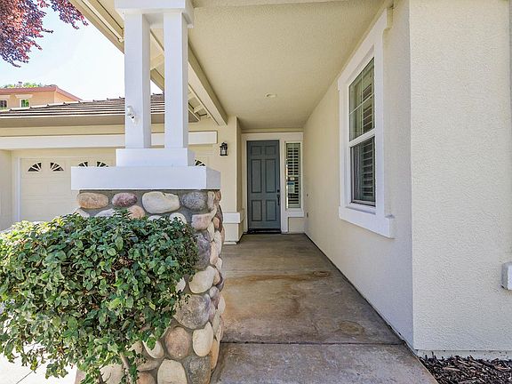 3rd image of 20633 Sarazen Pl