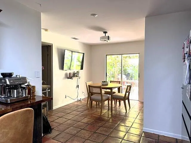 3803 Heather Dr W — Photo 11