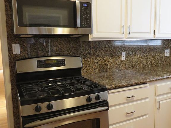 2nd image of 49 Dellbrook Ave