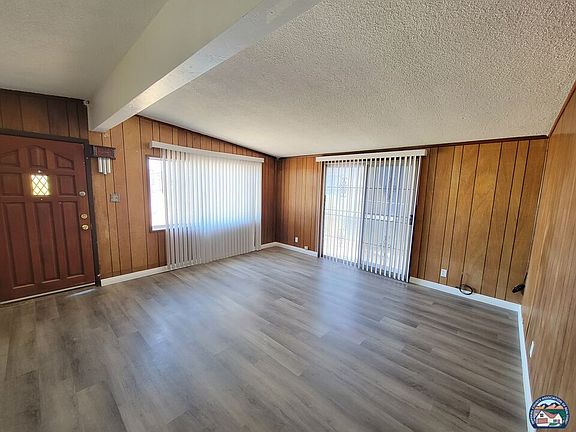 2nd image of 987 J St