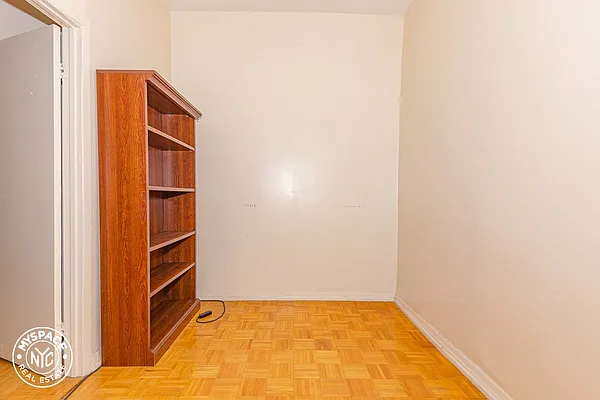 Rented by MySpaceNYC | media 18