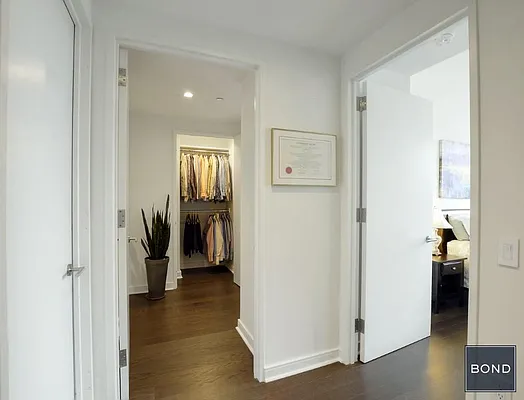 Rented by Bond New York | media 35