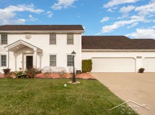 6854 Green Meadow Dr, Saginaw, MI 48603