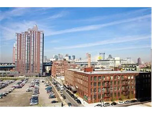 Rented by Douglas Elliman | media 14