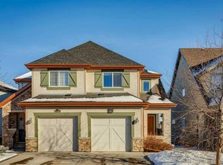 467 SW Mahogany Ter SE, Calgary, AB T3M 0X3