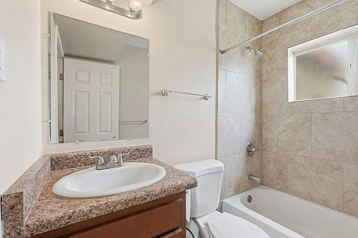 2520 E Cameron Vis — Photo 16