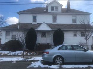 7701 169th St, Fresh Meadows, NY 11366