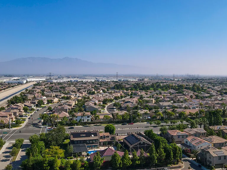 7070 Montecito Ln — Photo 50