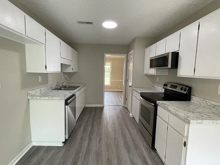 120 Springfield Ln — Photo 20
