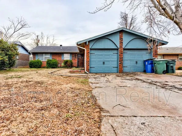 320 Cedar Crest Dr, Edmond, OK 73003