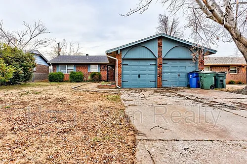 320 Cedar Crest Dr Photo 1