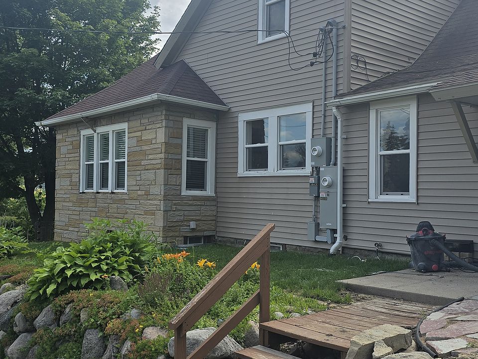 1st image of 683 Maryland Ave W