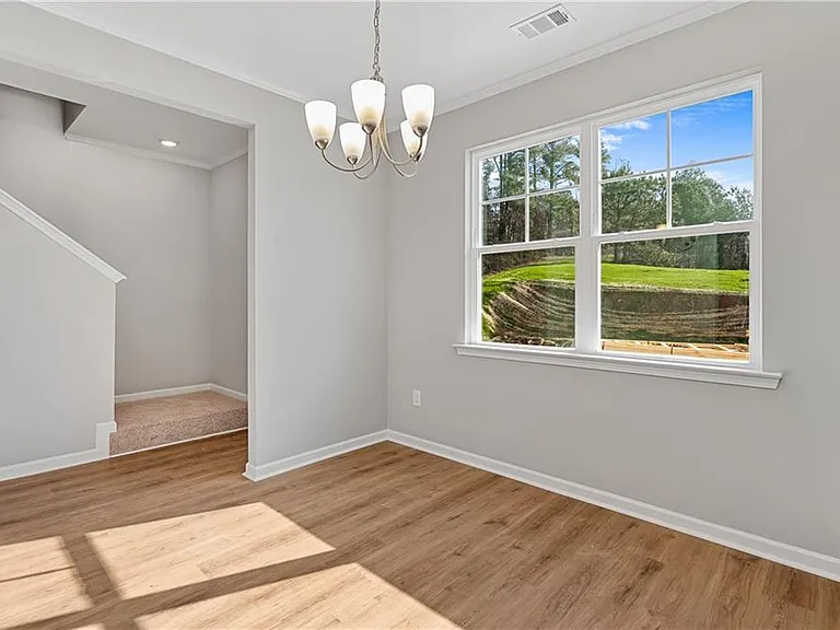 2840 Laurel Ridge Cir — Photo 18