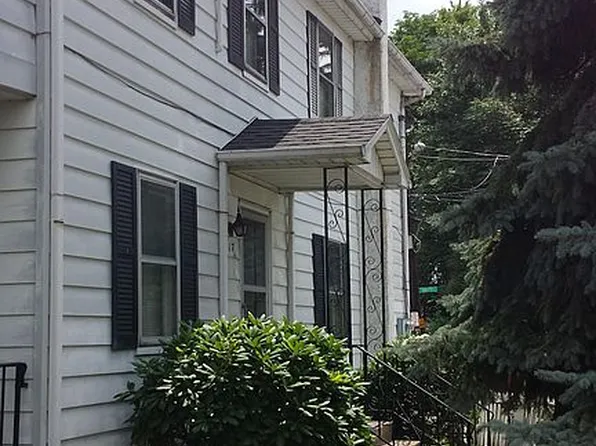 117 Green Pl, Scranton, PA 18509