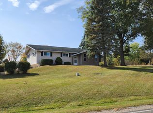 57022 Gearharts Landing Rd, Three Rivers, MI 49093