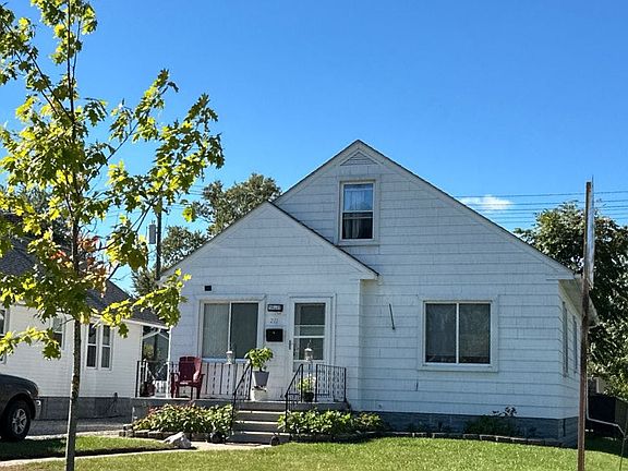 2nd image of 211 N Roessler St